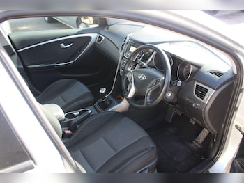 Used Hyundai i30 2014 for sale - 78752294: Photo