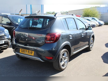 Used Dacia Sandero Stepway 2018 for sale - 78448835: Photo