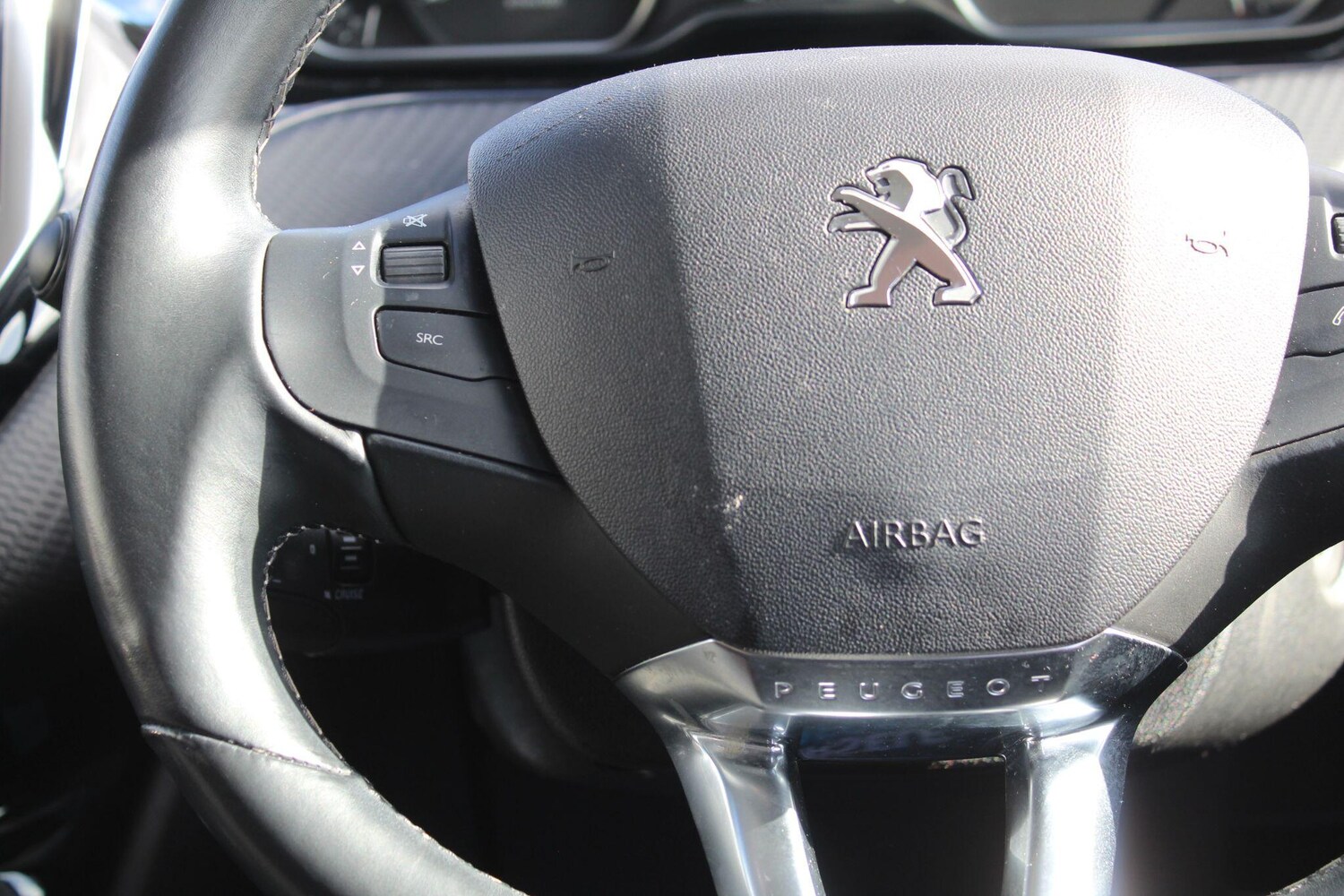 Used Peugeot 208 2019 for sale - 77143584: Photo 44