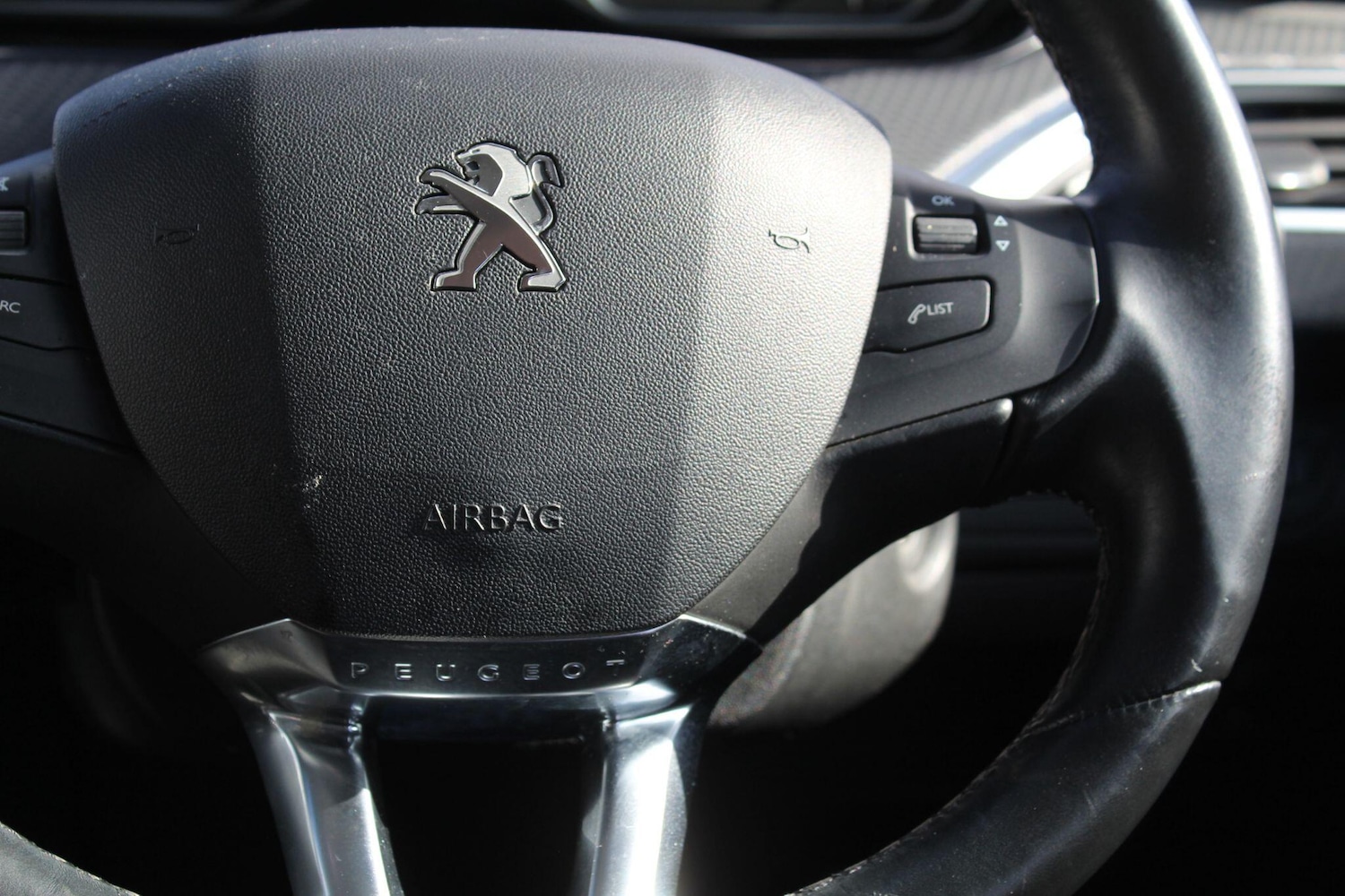 Used Peugeot 208 2019 for sale - 77143584: Photo 46