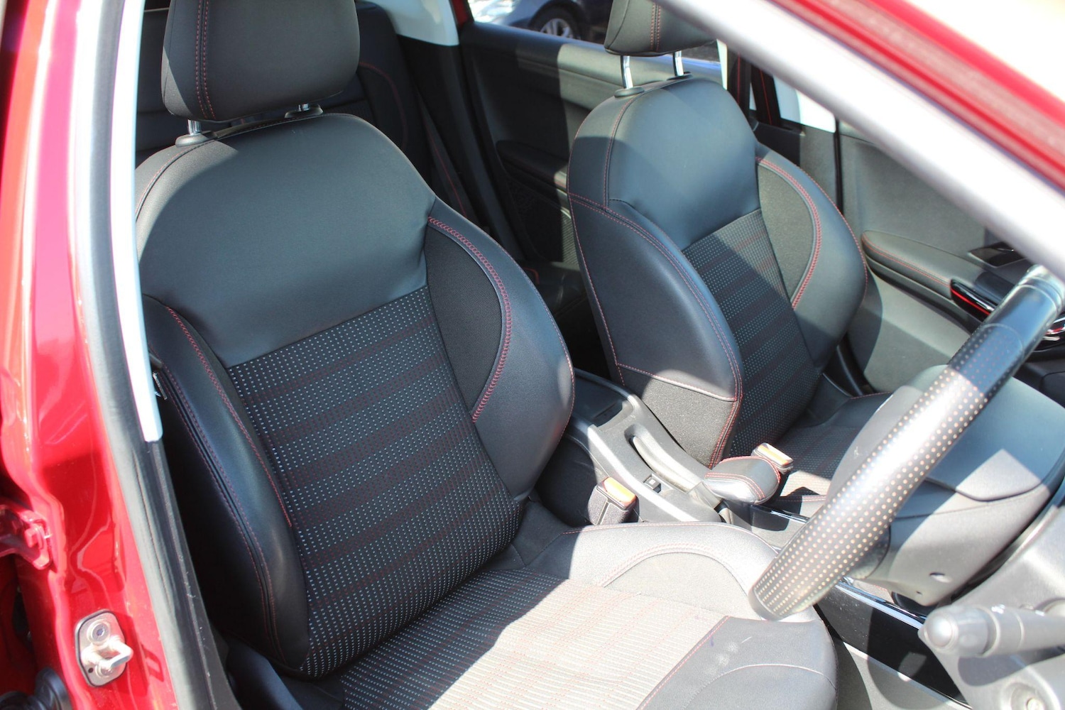 Used Peugeot 2008 2017 for sale - 77028944: Photo 36