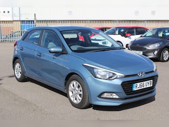 Used Hyundai i20 2016 for sale - 79621873: Photo