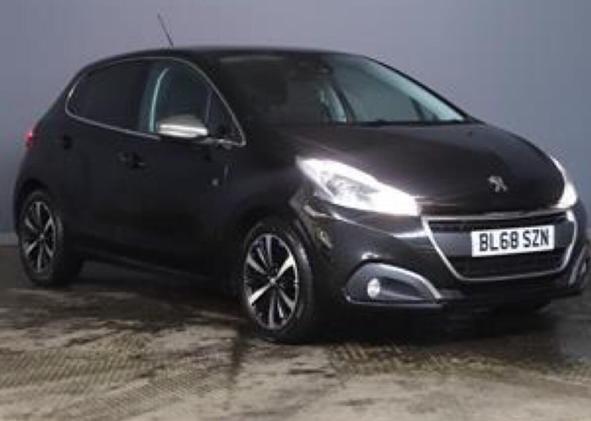 Used Peugeot 208 2018 for sale - 76886245: Photo 1
