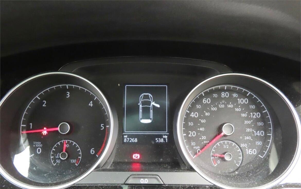 Used Volkswagen Golf 2016 for sale - 78185105: Photo 3