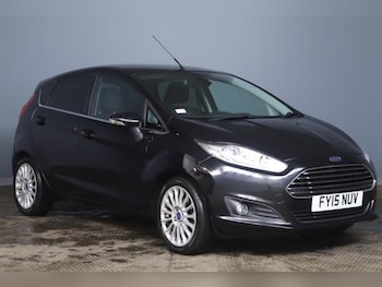 Used Ford Fiesta 2015 for sale - 76991409: Photo