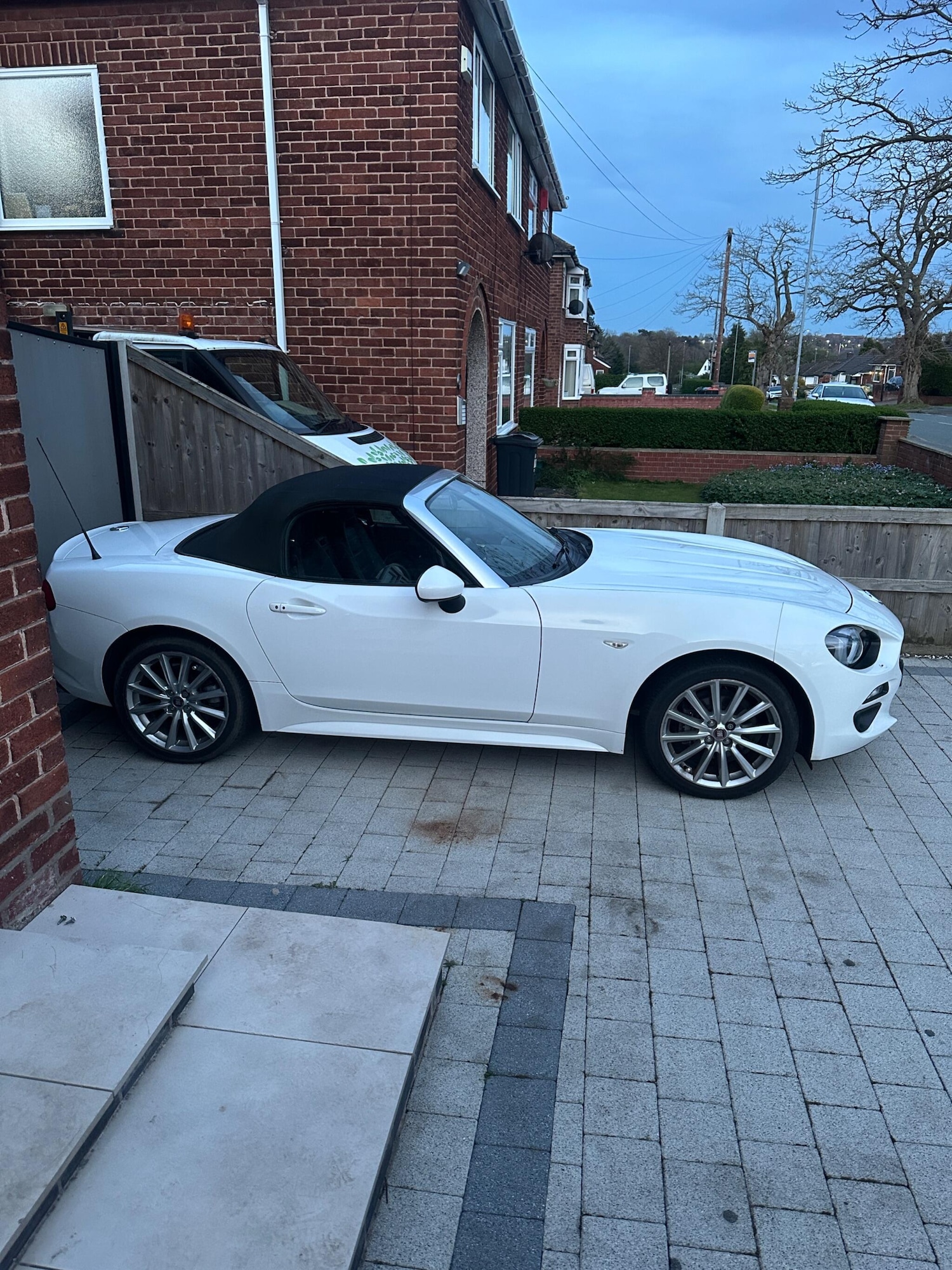 Used Fiat 124 Spider 2016 for sale - 78185504: Photo 2