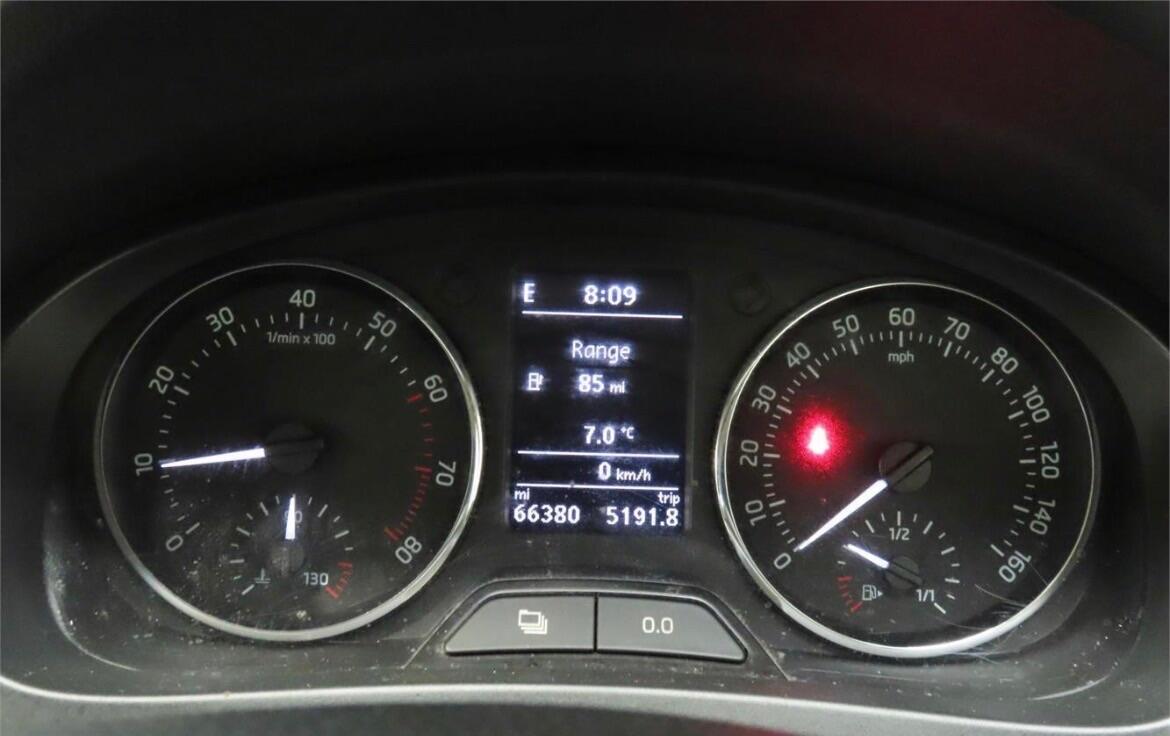 Used Skoda Rapid Spaceback 2015 for sale - 78185103: Photo 3