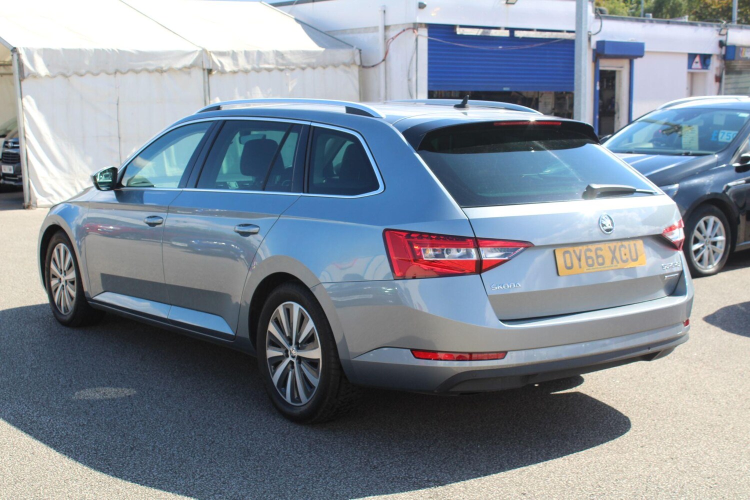 Vehicle 28