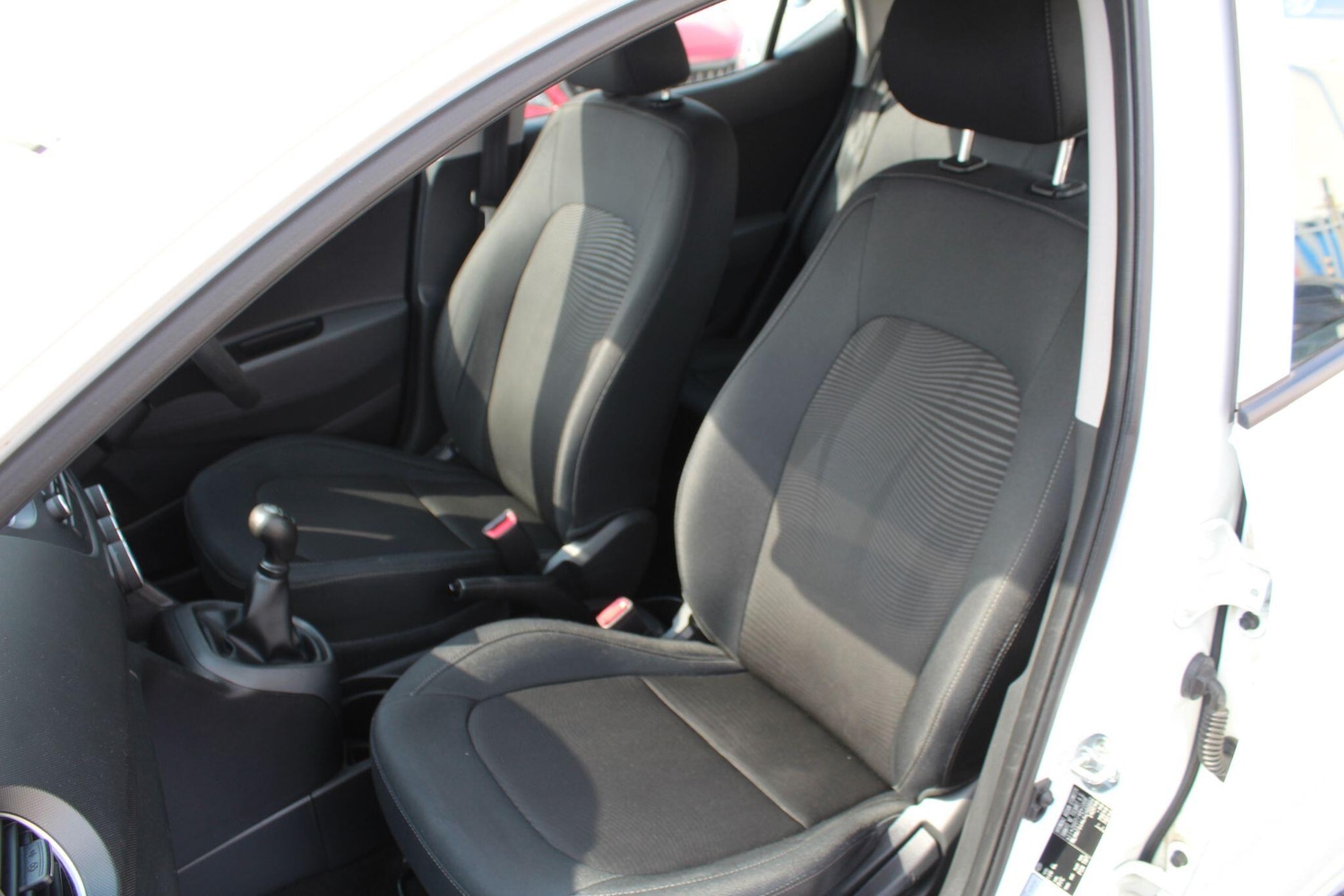 Used Hyundai i10 2018 for sale - 77940683: Photo 26