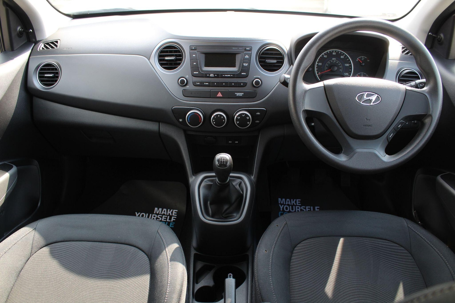 Used Hyundai i10 2018 for sale - 77940683: Photo 31