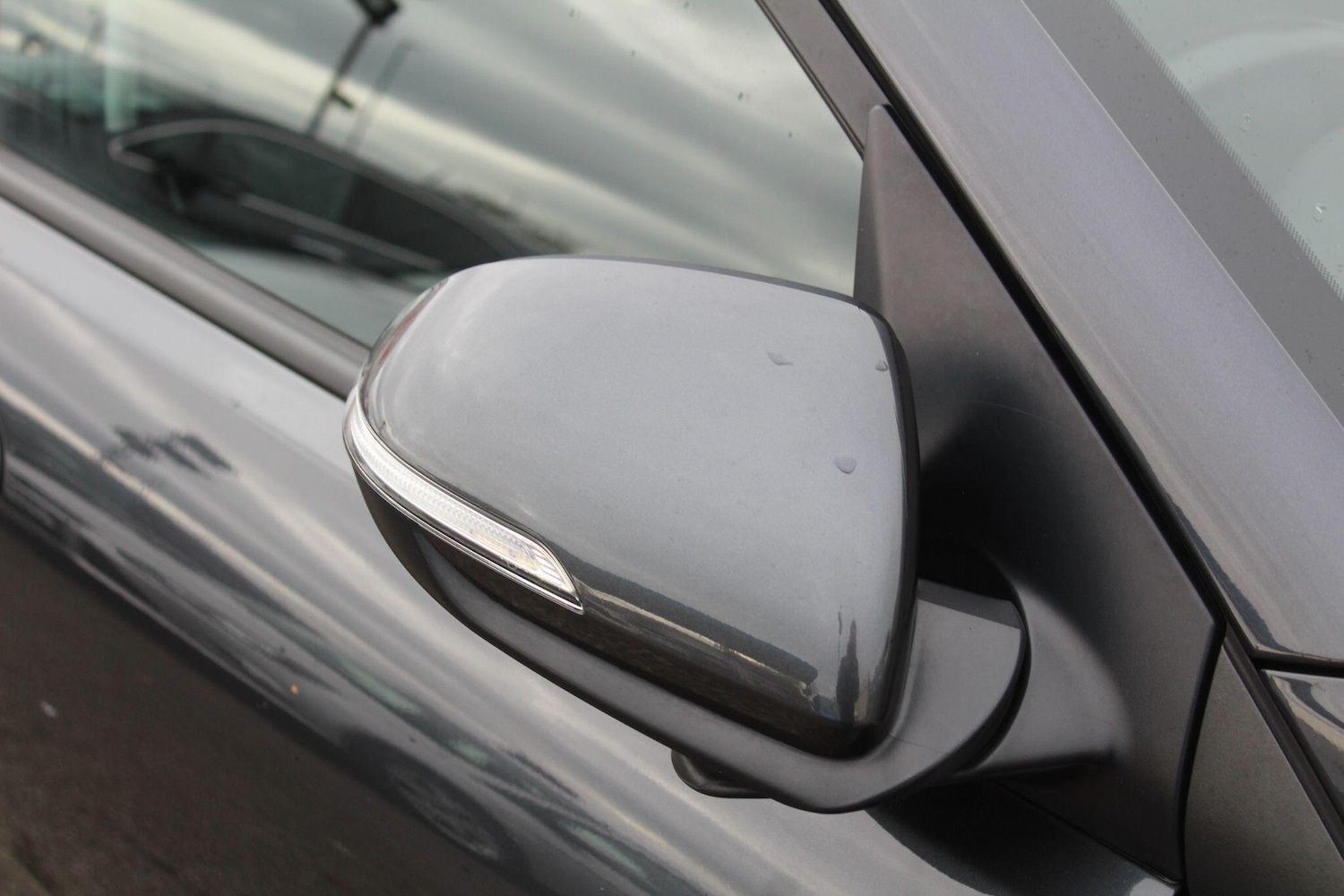 Used Kia Stonic 2018 for sale - 76214226: Photo 15