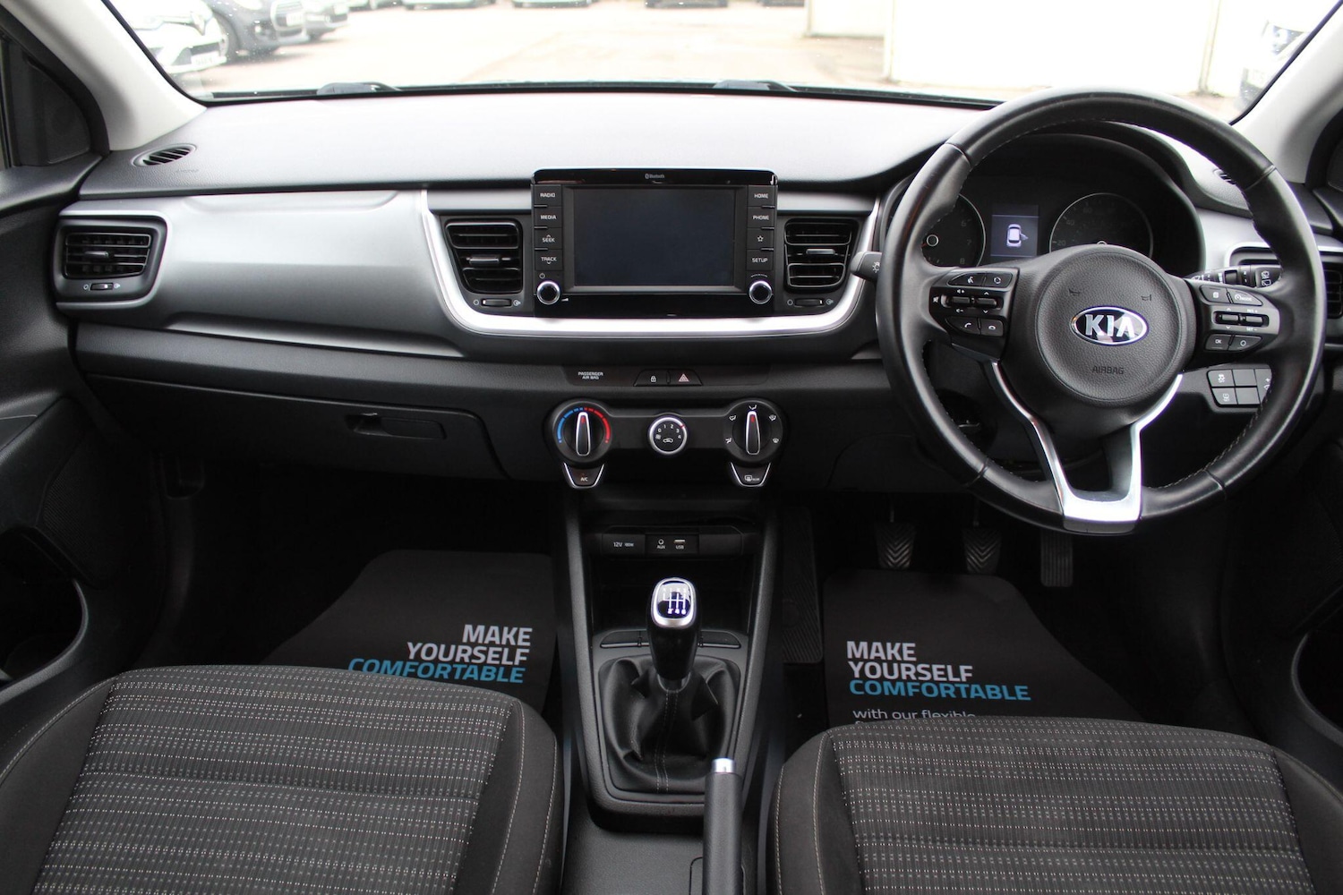 Used Kia Stonic 2018 for sale - 76214226: Photo 44