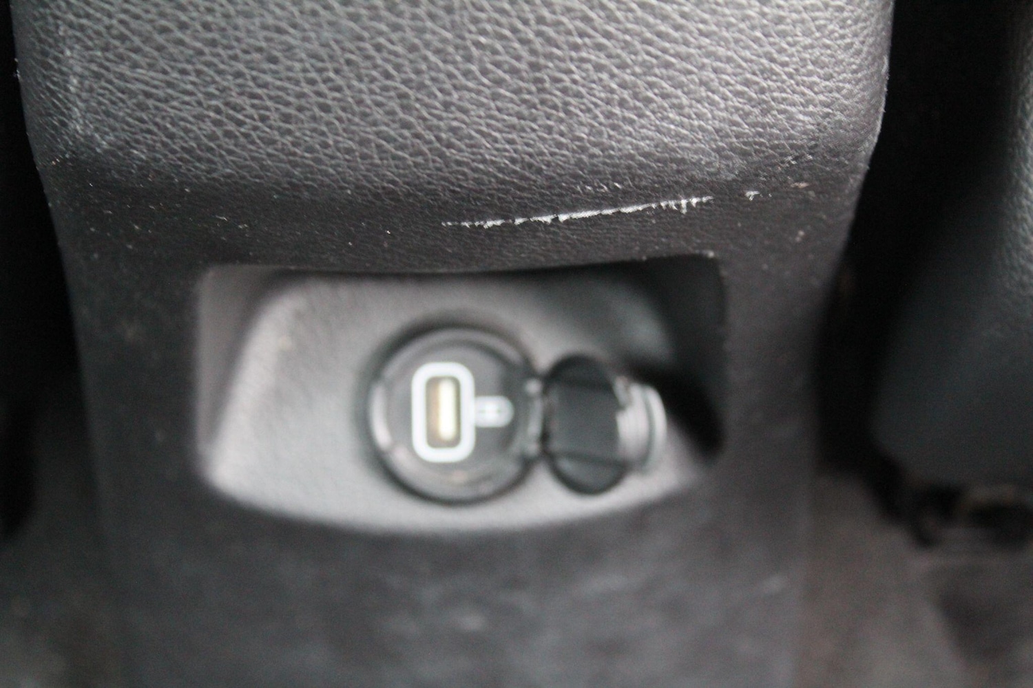 Used Kia Stonic 2018 for sale - 76214226: Photo 46