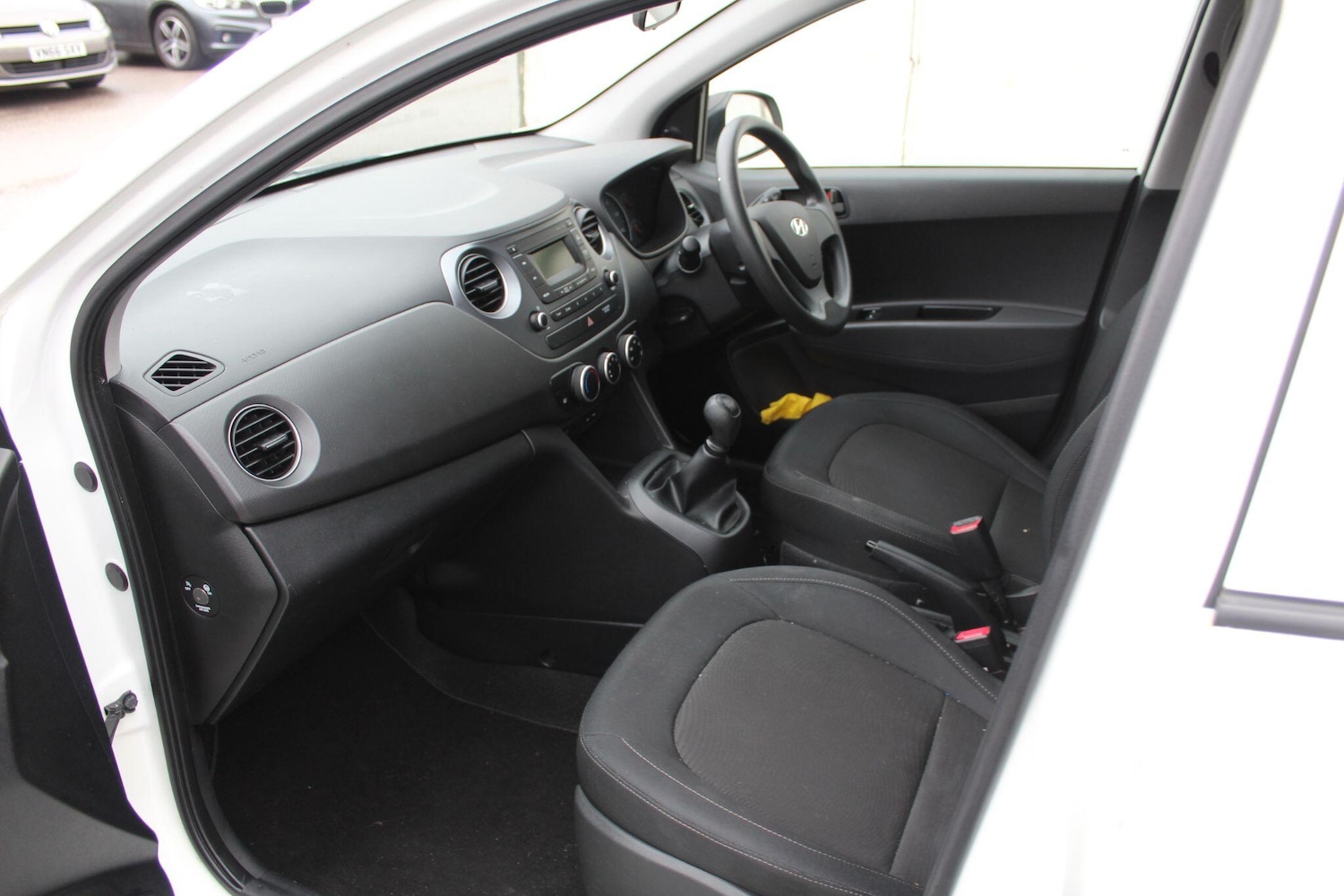 Used Hyundai i10 2018 for sale - 77305854: Photo 5