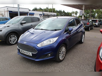 Used Ford Fiesta 2015 for sale - 79012754: Photo