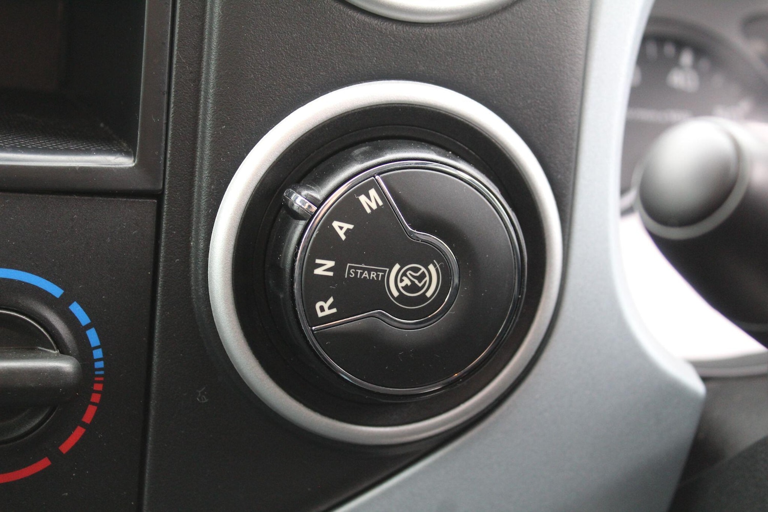 Used Citroen Berlingo Multispace 2015 for sale - 76484444: Photo 72