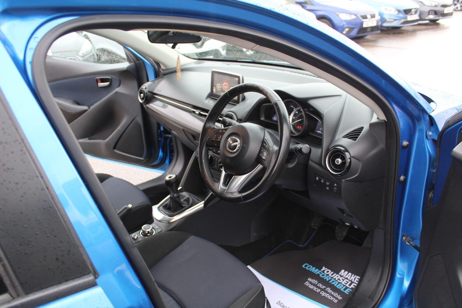 Used Mazda Mazda2 2015 for sale - 77266687: Photo 23