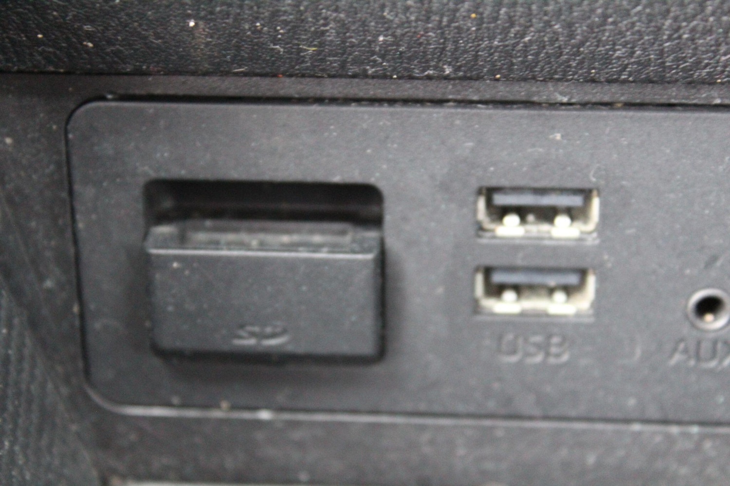 Used Mazda Mazda2 2015 for sale - 77266687: Photo 34