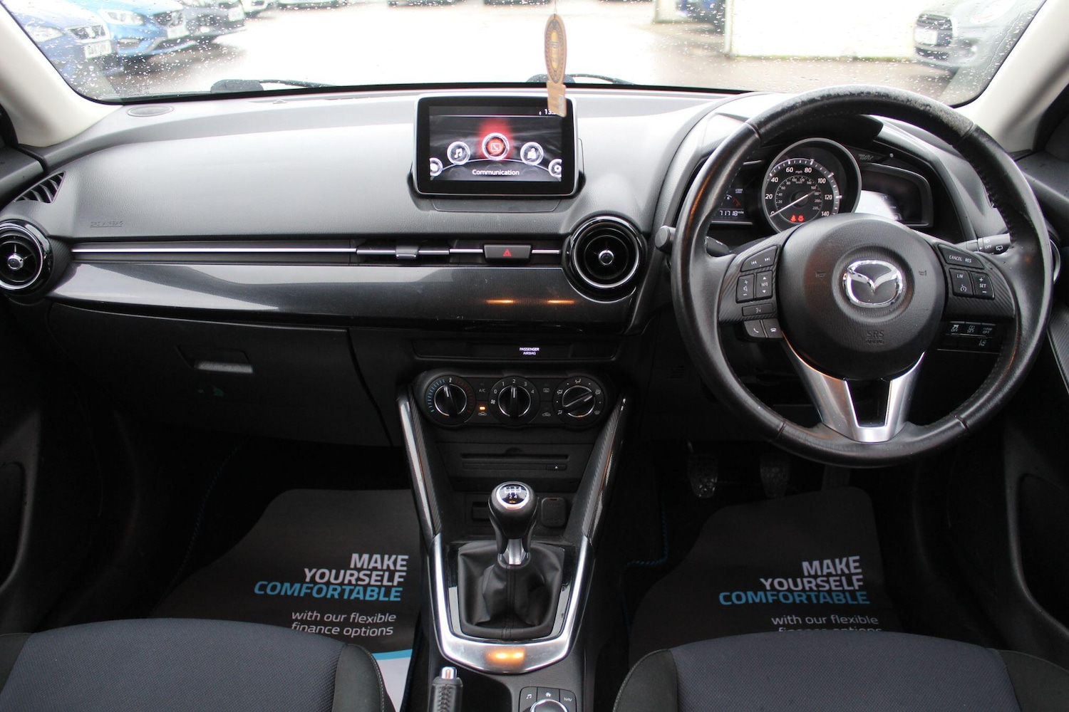 Used Mazda Mazda2 2015 for sale - 77266687: Photo 41