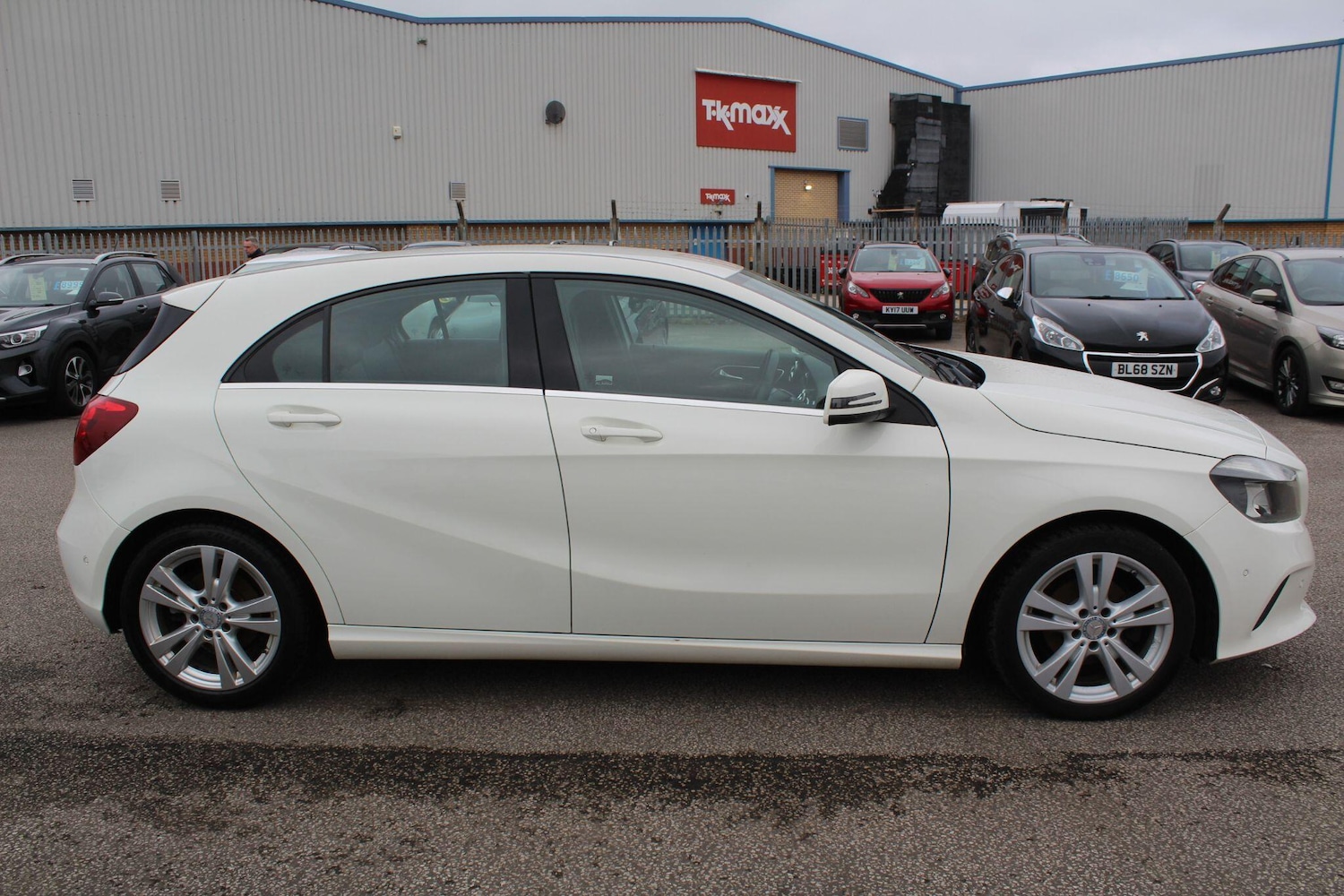 Used Mercedes-Benz A-Class 2016 for sale - 76935924: Photo 13