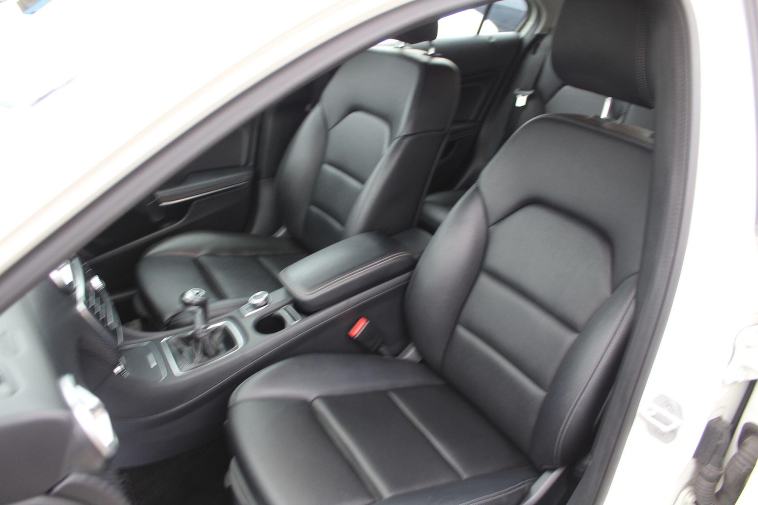 Used Mercedes-Benz A-Class 2016 for sale - 76935924: Photo 26