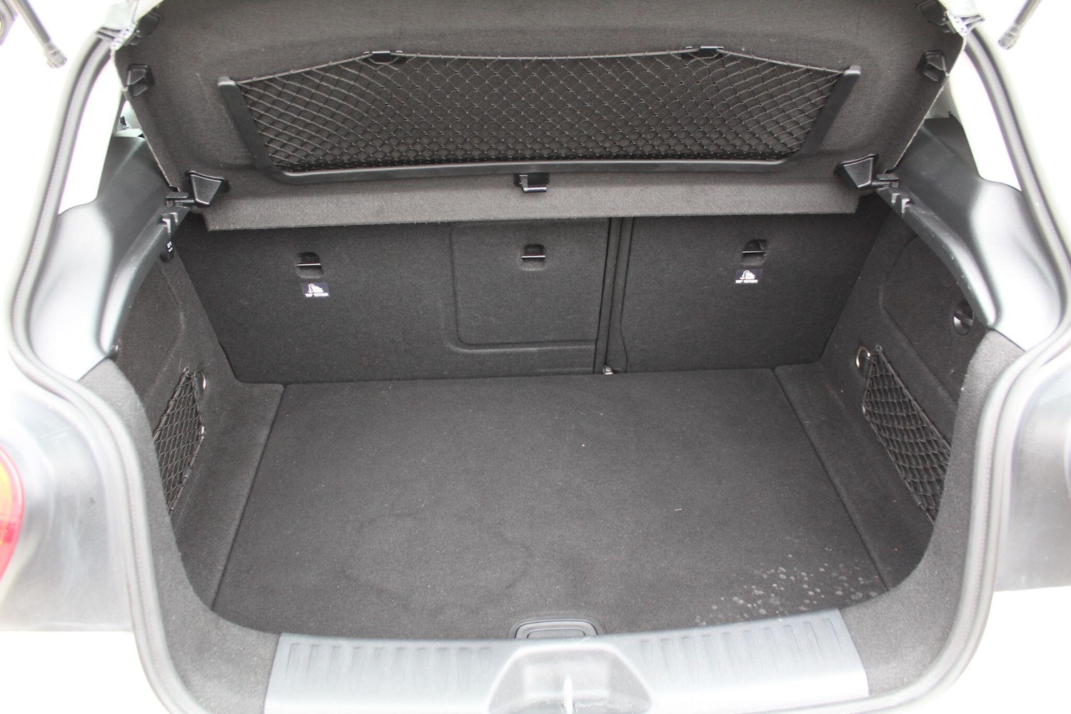 Used Mercedes-Benz A-Class 2016 for sale - 76935924: Photo 39