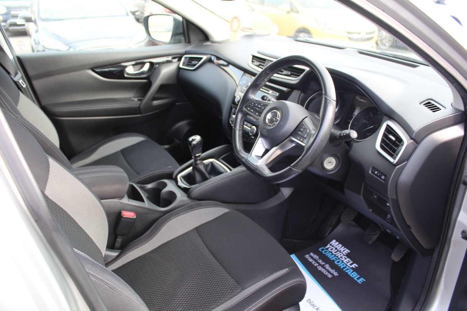 Used Nissan Qashqai 2017 for sale - 77028920: Photo 30