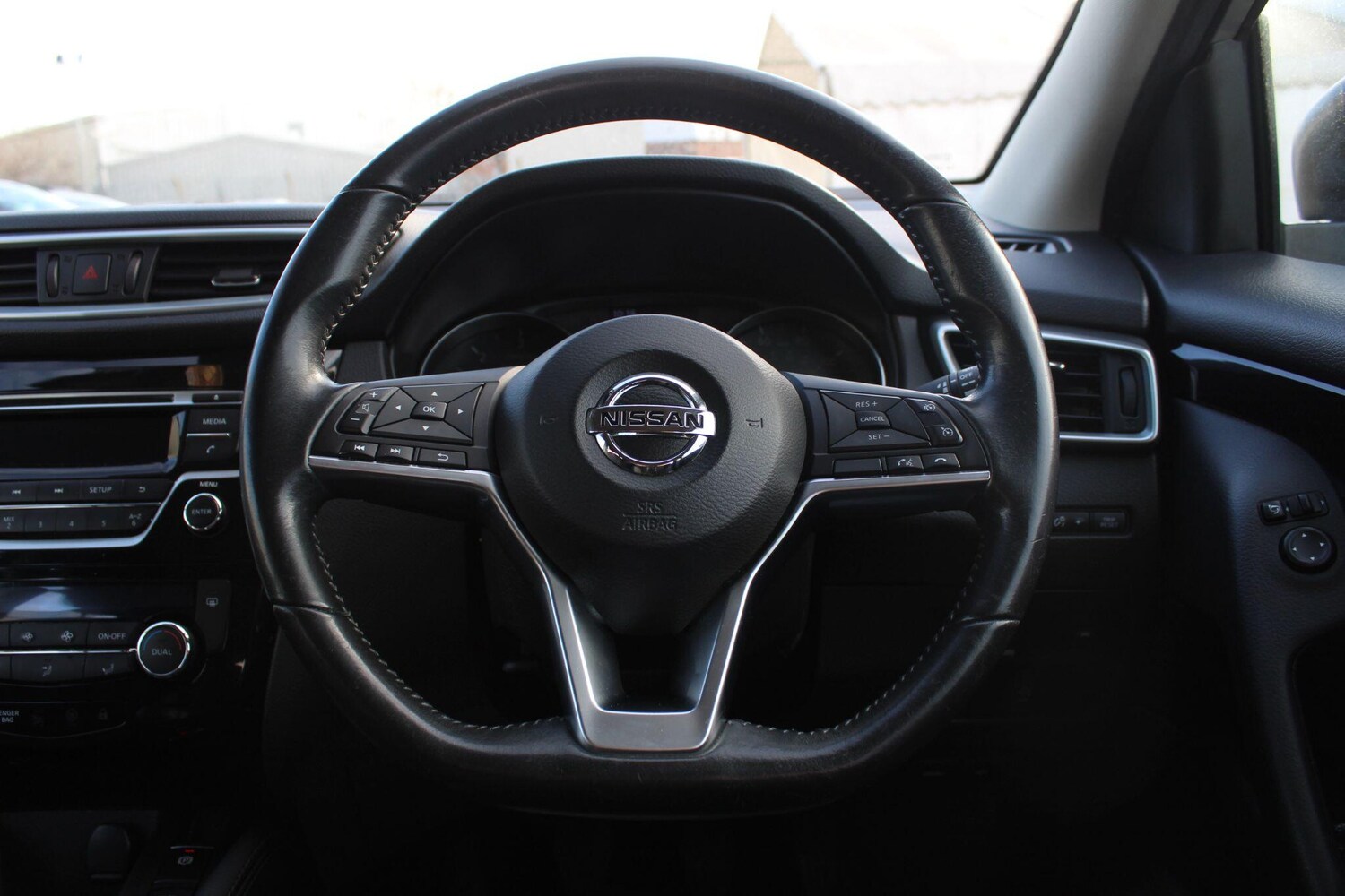 Used Nissan Qashqai 2017 for sale - 77028920: Photo 41