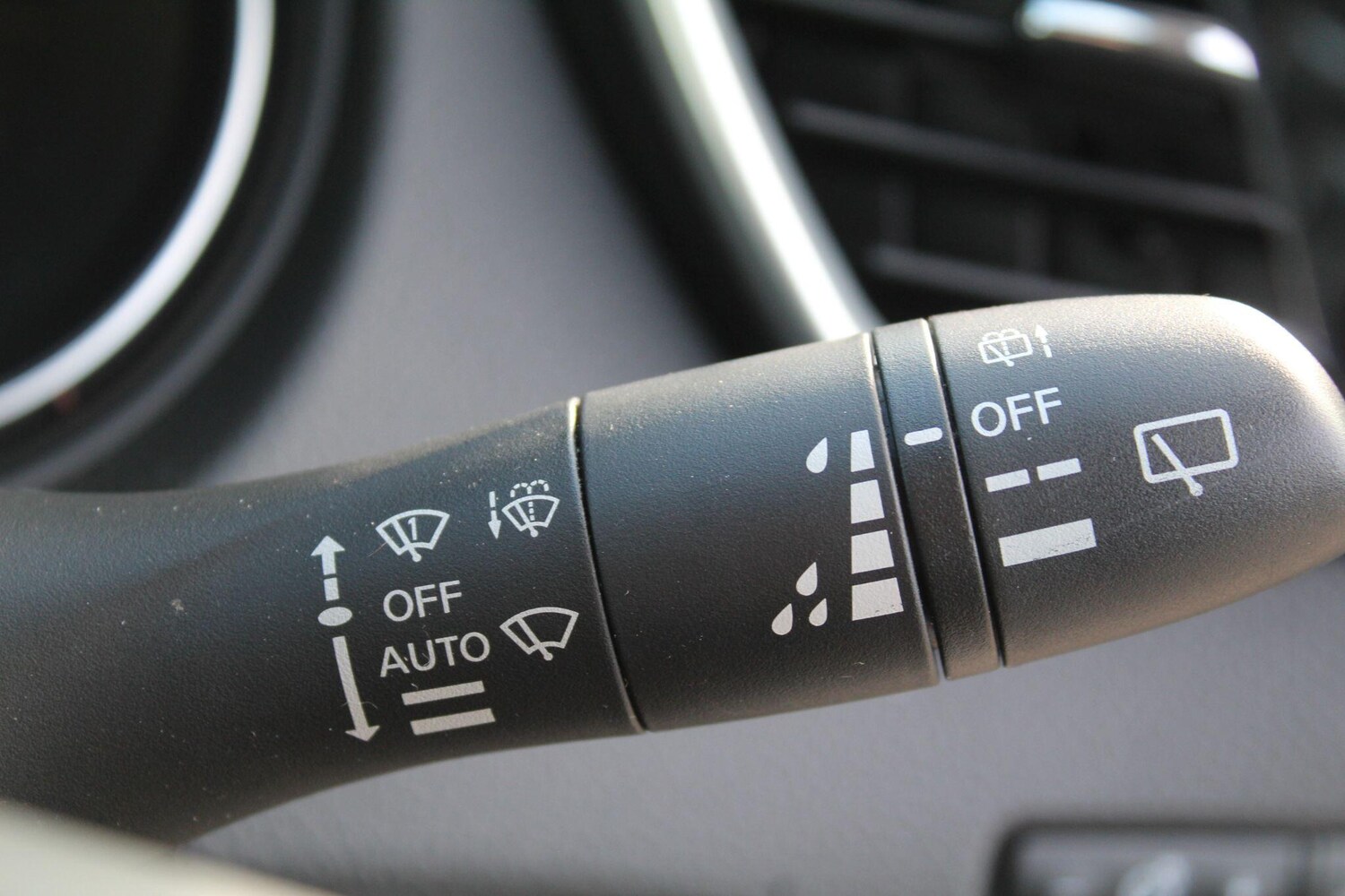 Used Nissan Qashqai 2017 for sale - 77028920: Photo 44