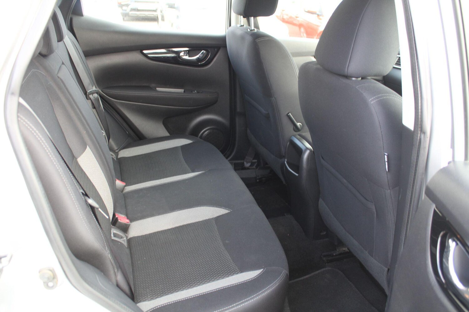 Used Nissan Qashqai 2017 for sale - 77028920: Photo 48