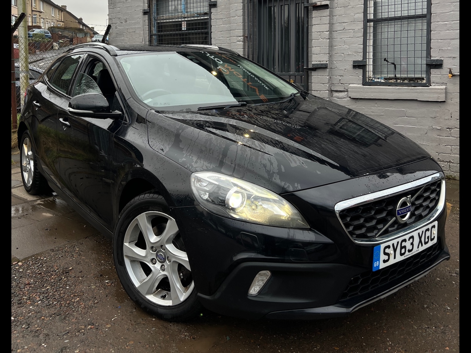 Used Volvo V40 2013 for sale - 77297170: Photo 16