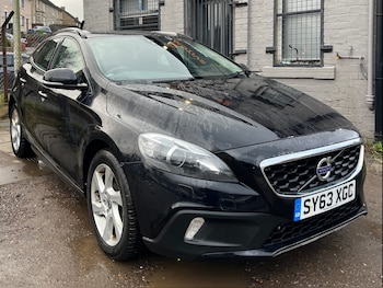 Used Volvo V40 2013 for sale - 77297170: Photo