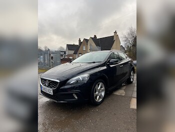 Used Volvo V40 2013 for sale - 77297170: Photo