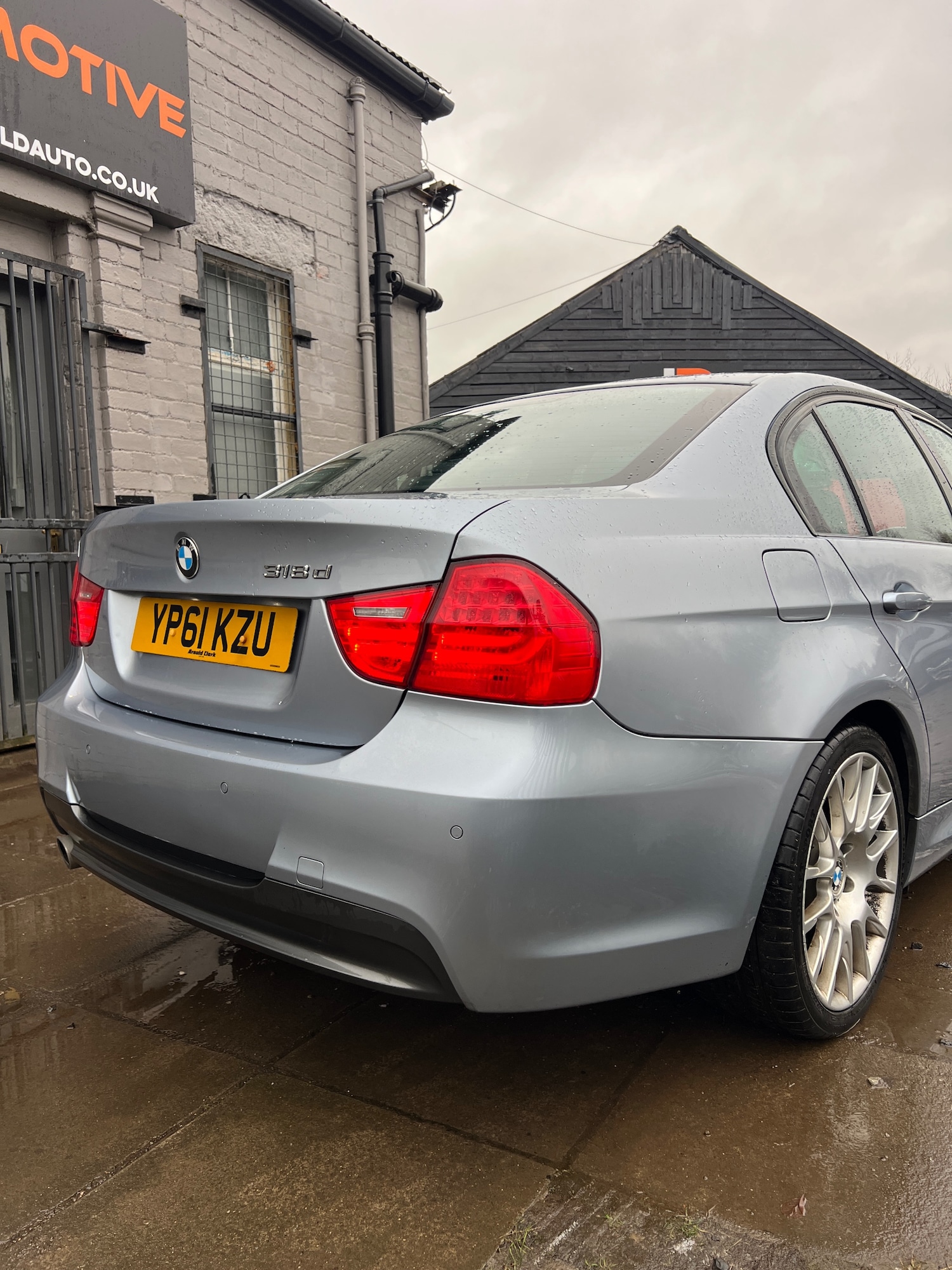 Used BMW 3 Series 2011 for sale - 77151570: Photo 3