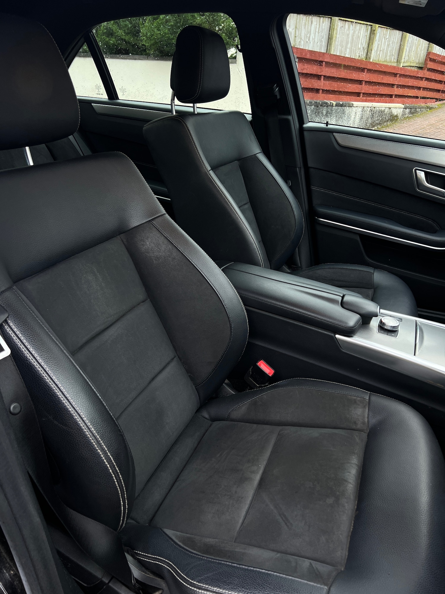 Used Mercedes-Benz E Class 2014 for sale - 77447782: Photo 10