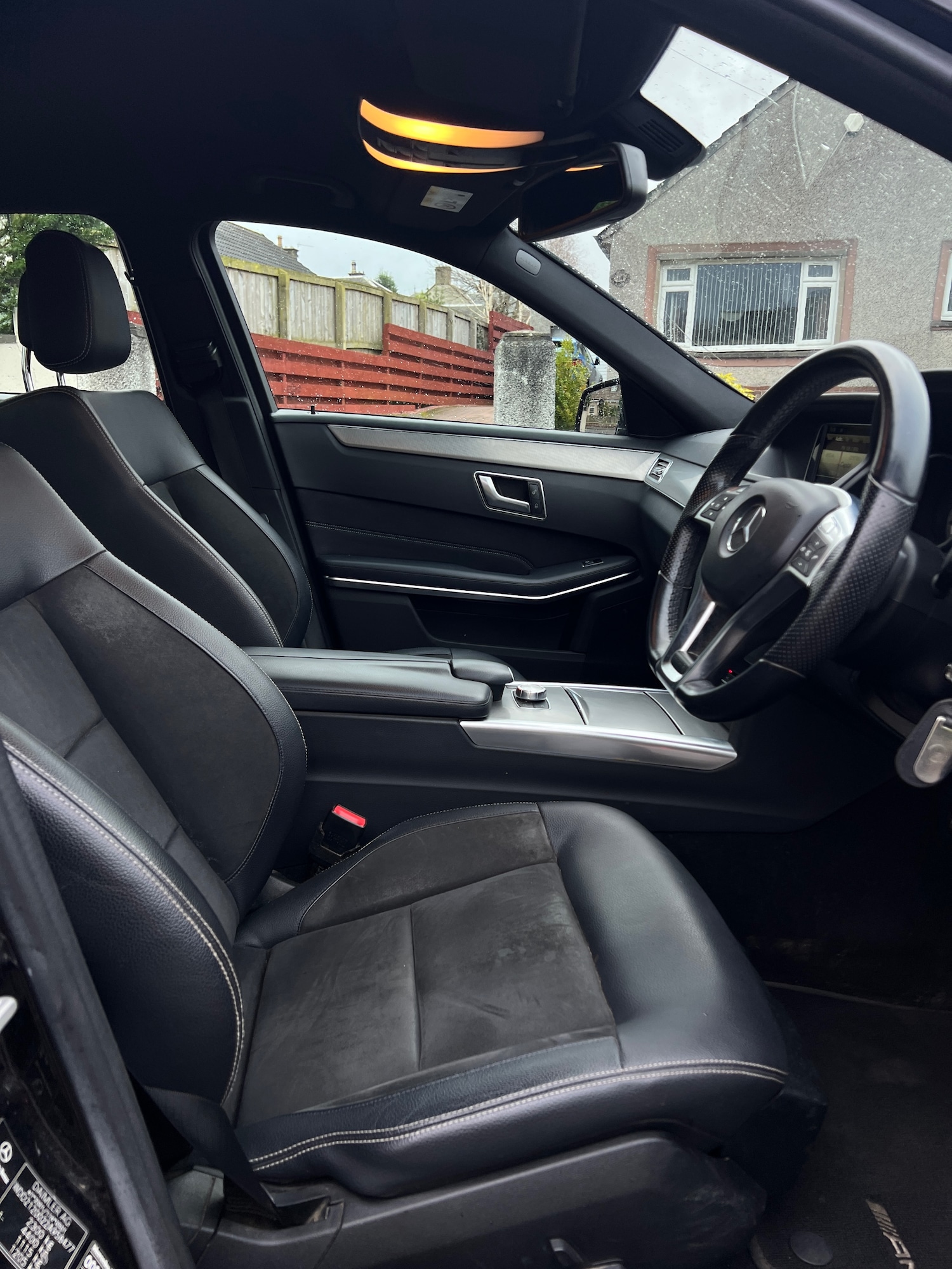 Used Mercedes-Benz E Class 2014 for sale - 77447782: Photo 11