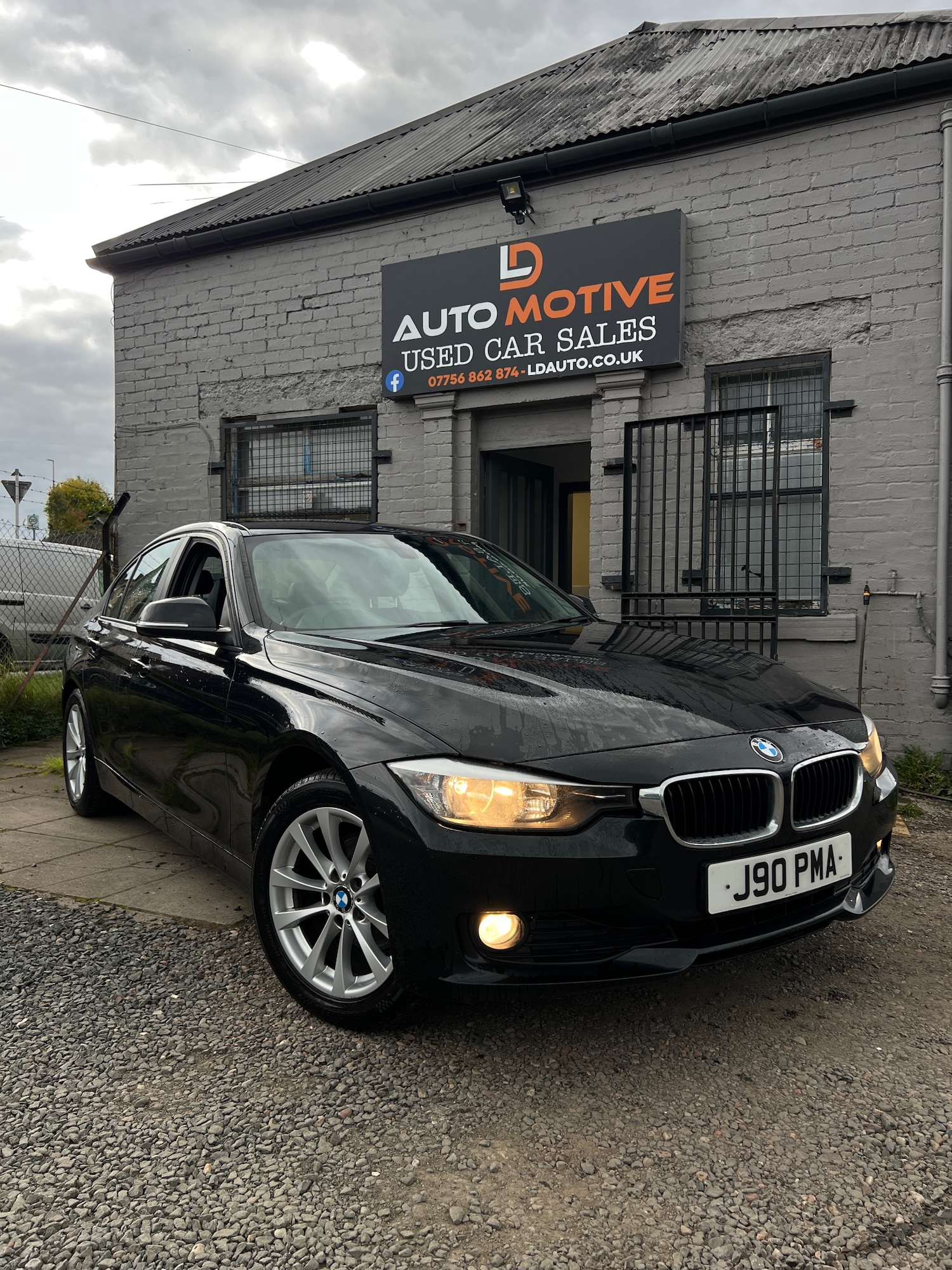 Used BMW 3 Series 2014 for sale - 76156594: Photo 1