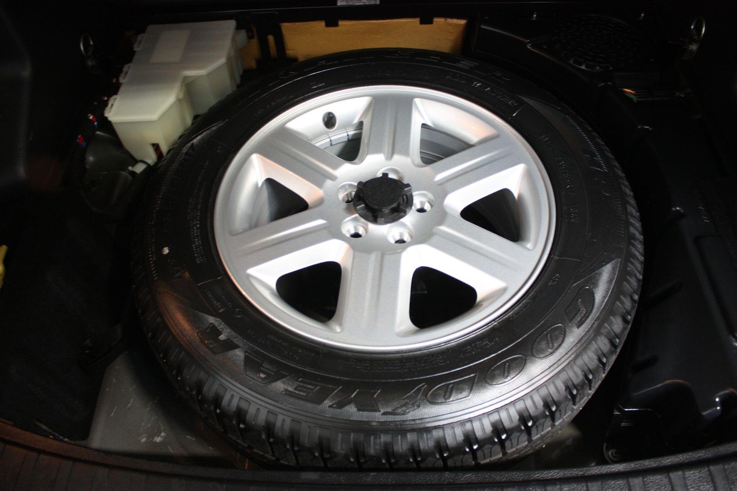 Used Land Rover Freelander 2 2012 for sale - 76314885: Photo 19