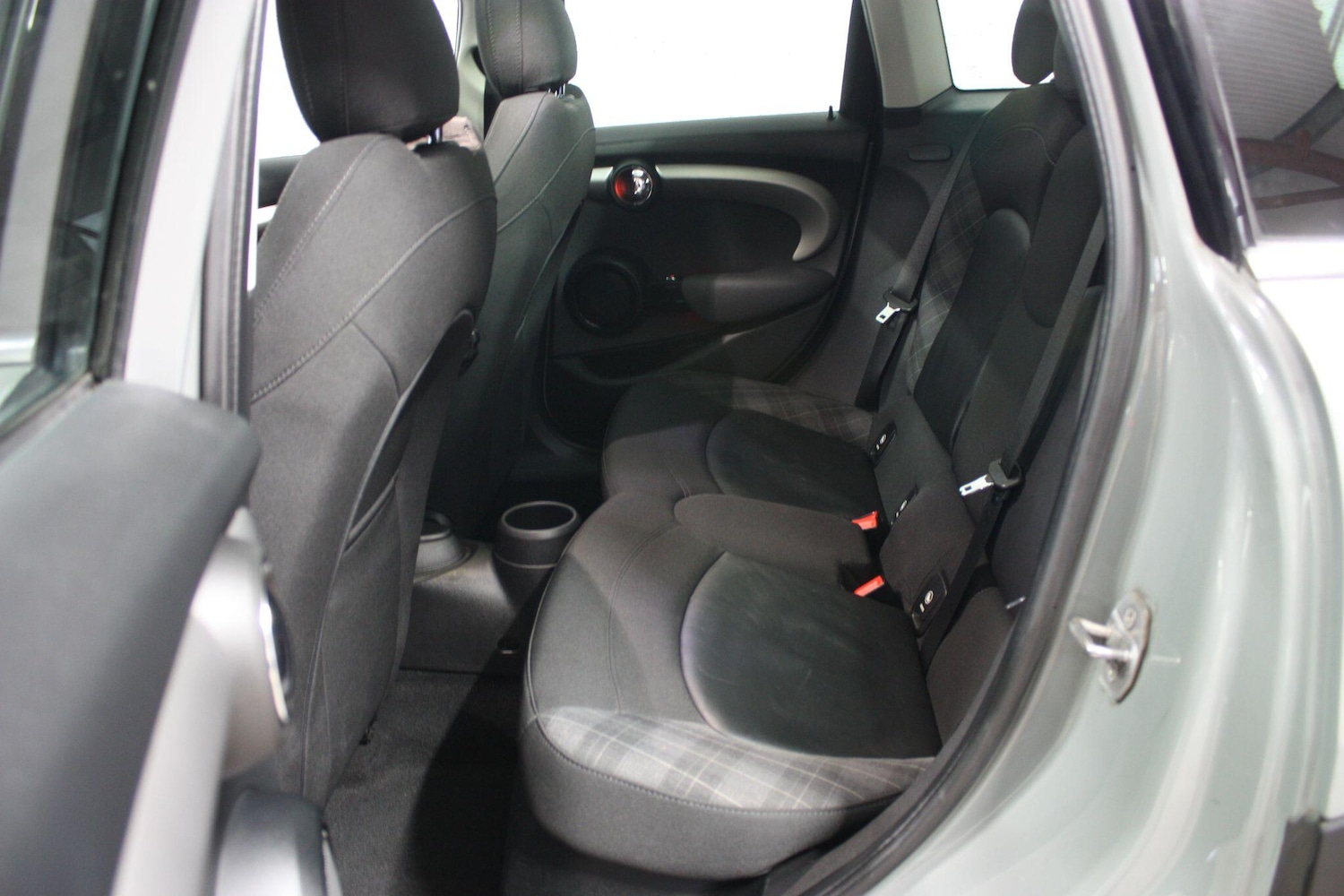 Used MINI Hatch 2015 for sale - 76953185: Photo 15