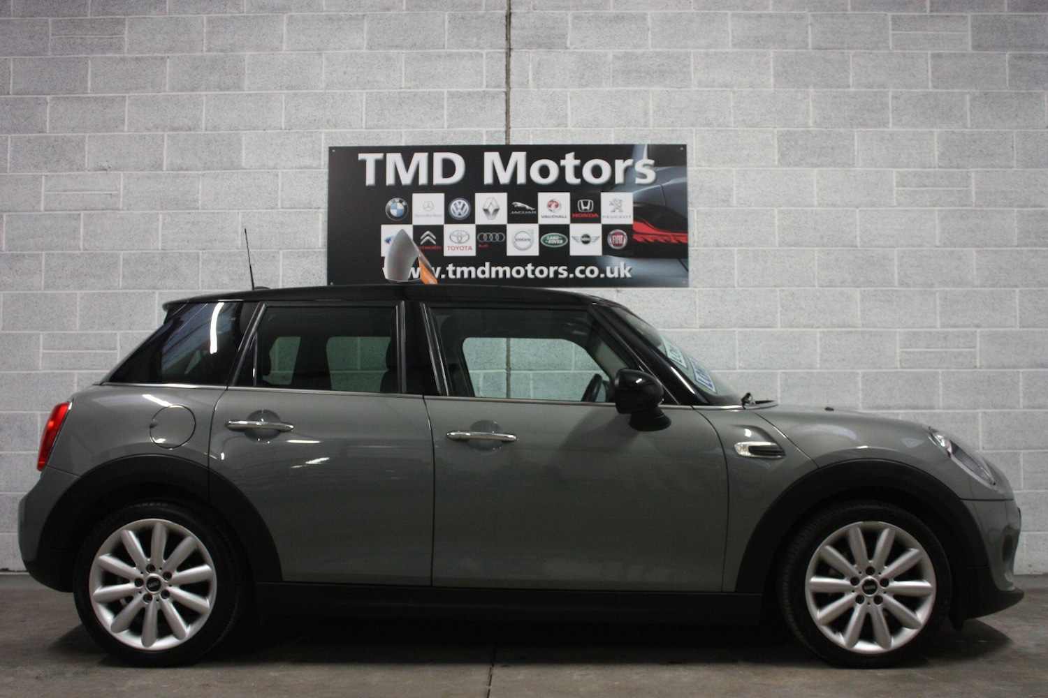 Used MINI Hatch 2015 for sale - 76953185: Photo 5