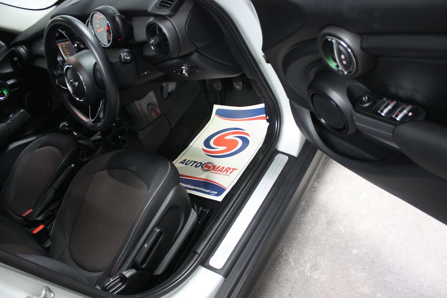 Used MINI Hatch 2016 for sale - 77993133: Photo 19