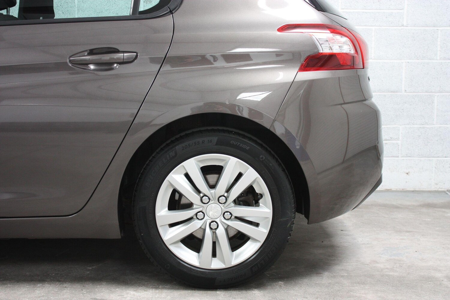 Used Peugeot 308 2014 for sale - 76247843: Photo 25