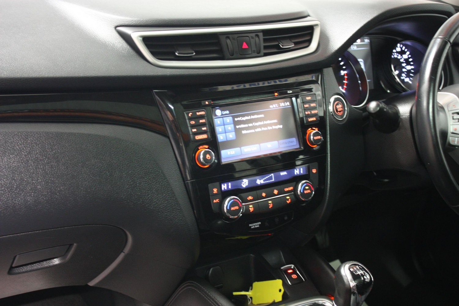 Used Nissan Qashqai 2016 for sale - 76886203: Photo 10