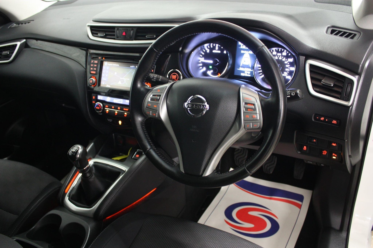 Used Nissan Qashqai 2016 for sale - 76886203: Photo 18