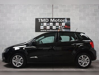 Used Volkswagen Polo 2015 for sale - 78416335: Photo