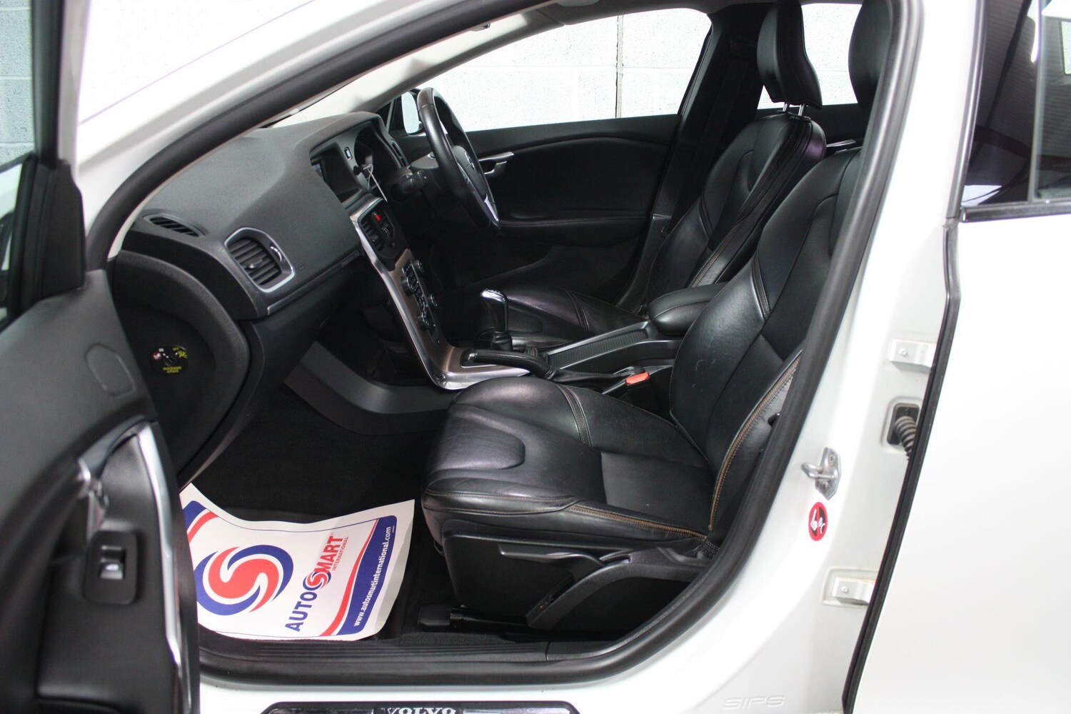 Used Volvo V40 Cross Country for sale - 78214946: Photo 13