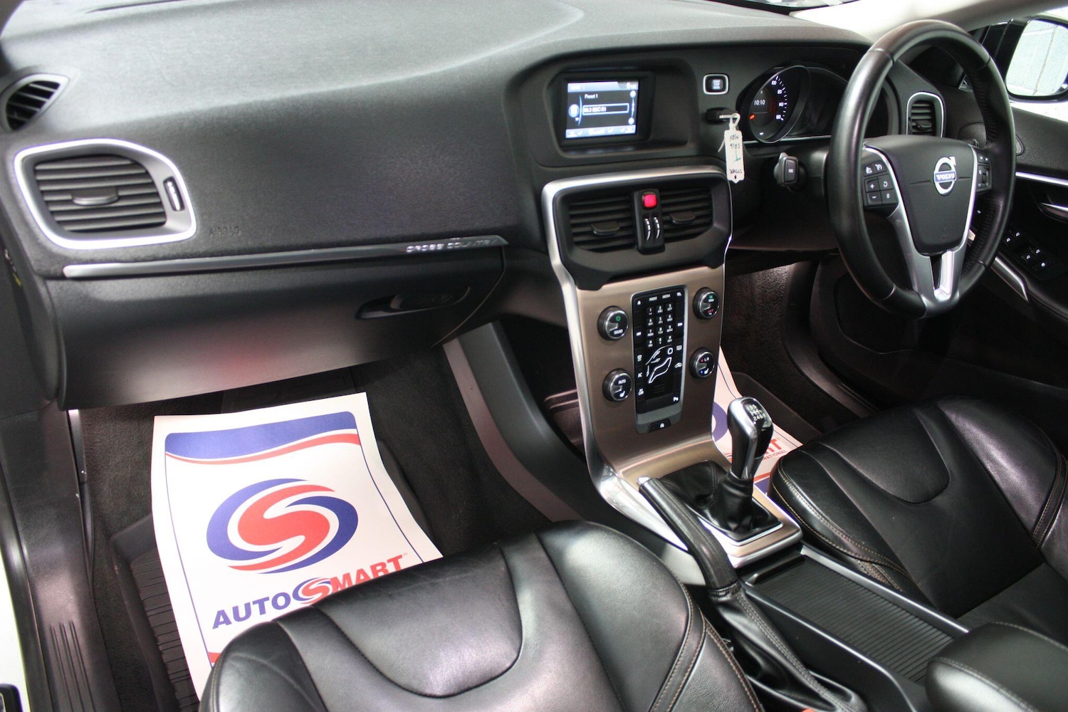 Used Volvo V40 Cross Country for sale - 78214946: Photo 9