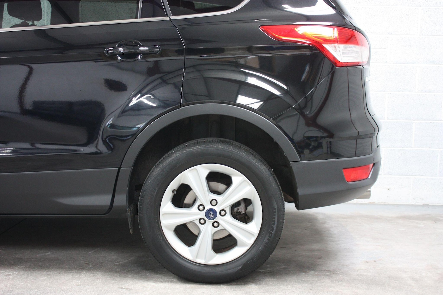 Used Ford Kuga 2015 for sale - 76377530: Photo 25