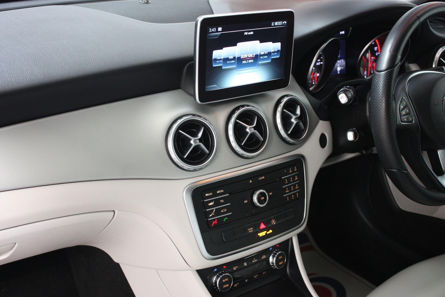 Used Mercedes-Benz GLA 2016 for sale - 77783245: Photo 10