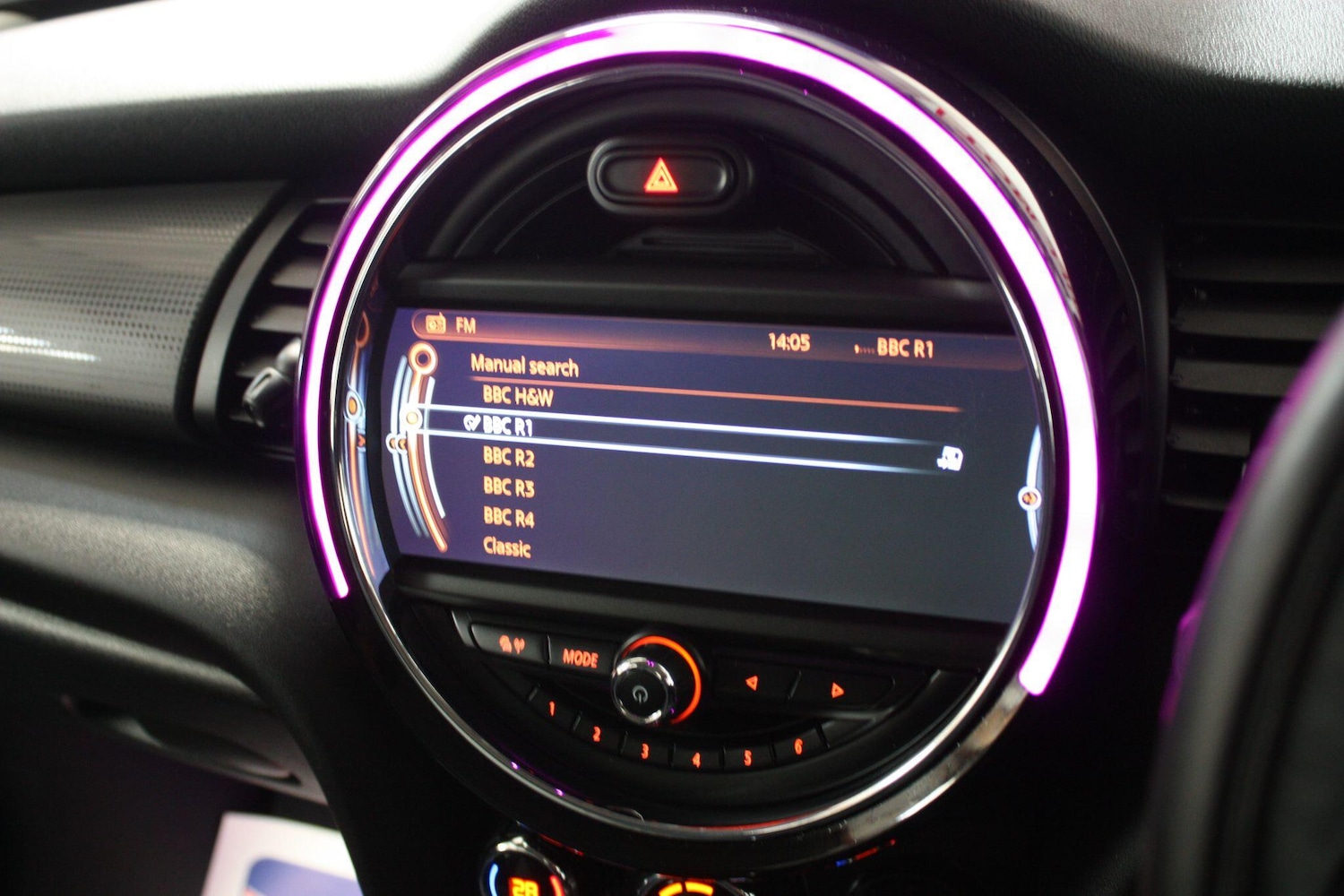 Used MINI Hatch 2015 for sale - 77030043: Photo 11